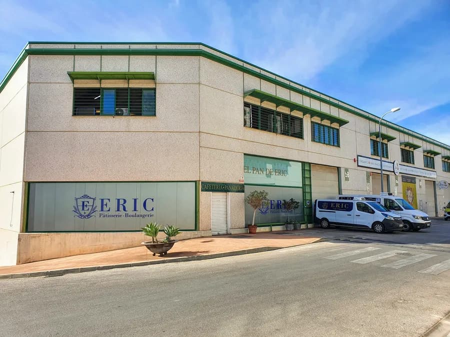The By Eric bakery atelier in La Campana, Nueva Andalucía