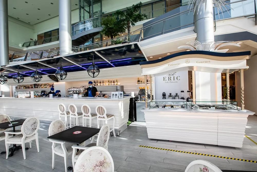 The By Eric Salon de Thé on the first floor of El Corte Inglés, Puerto Banús