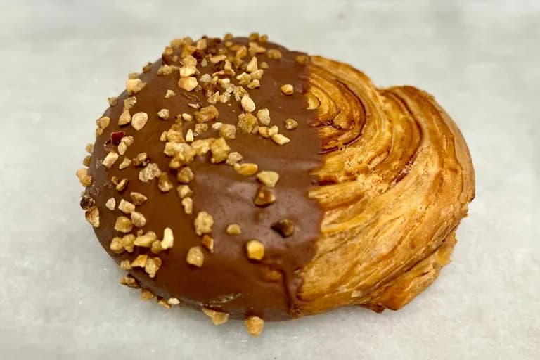 NY Croissant Chocolate — Viennoiserie by Eric Pâtisserie, Marbella